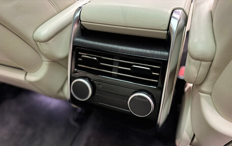 Land Rover Range Rover IV рестайлинг, 2022 год, 17 000 000 рублей, 27 фотография