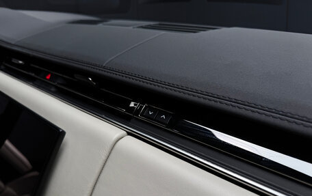 Land Rover Range Rover IV рестайлинг, 2022 год, 17 000 000 рублей, 20 фотография