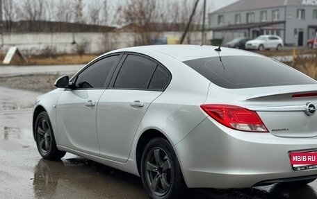 Opel Insignia II рестайлинг, 2010 год, 680 000 рублей, 8 фотография