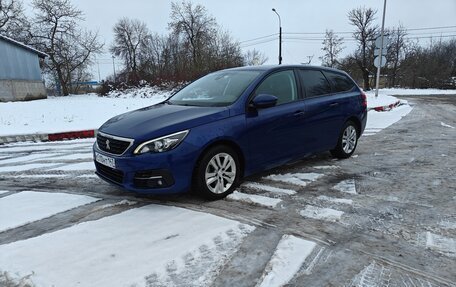 Peugeot 308 II, 2018 год, 1 130 000 рублей, 2 фотография