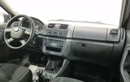 Skoda Fabia II, 2012 год, 580 000 рублей, 12 фотография