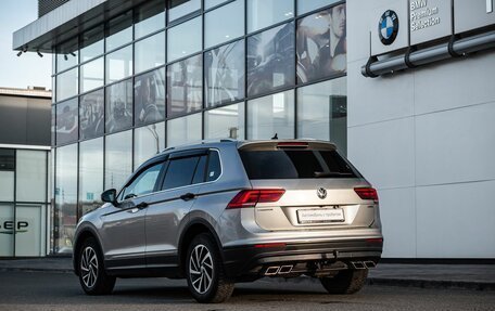 Volkswagen Tiguan II, 2018 год, 2 540 000 рублей, 12 фотография