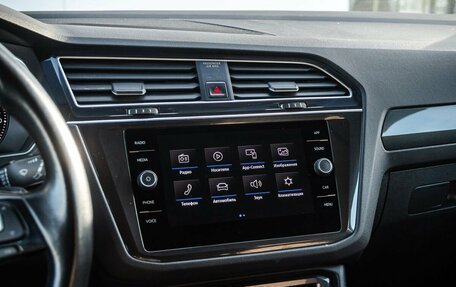 Volkswagen Tiguan II, 2018 год, 2 540 000 рублей, 29 фотография