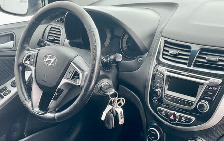 Hyundai Solaris II рестайлинг, 2016 год, 1 099 000 рублей, 10 фотография