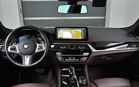 BMW 5 серия, 2022 год, 4 480 000 рублей, 8 фотография