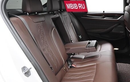 BMW 5 серия, 2022 год, 4 480 000 рублей, 13 фотография