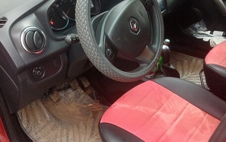 Renault Logan II, 2016 год, 720 000 рублей, 3 фотография