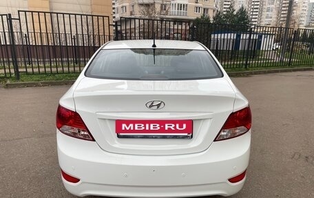 Hyundai Solaris II рестайлинг, 2013 год, 720 000 рублей, 5 фотография