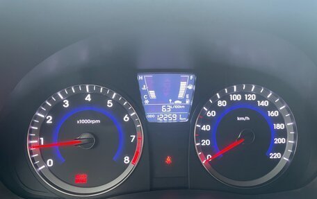 Hyundai Solaris II рестайлинг, 2013 год, 720 000 рублей, 13 фотография