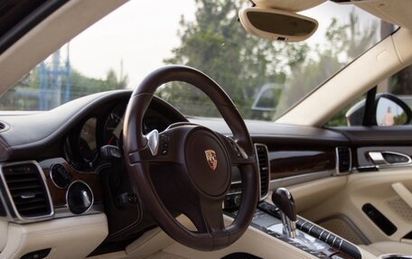 Porsche Panamera II рестайлинг, 2013 год, 3 300 000 рублей, 16 фотография