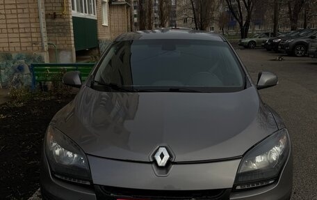Renault Megane III, 2013 год, 660 000 рублей, 2 фотография