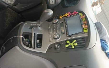 Hyundai Grand Starex Grand Starex I рестайлинг 2, 2008 год, 960 000 рублей, 17 фотография