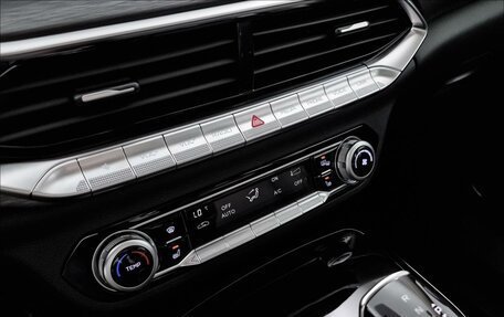 FAW Bestune T77, 2024 год, 2 324 000 рублей, 14 фотография