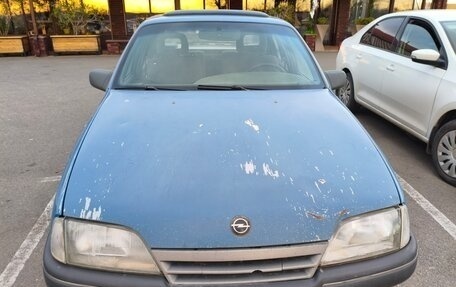 Opel Omega A, 1987 год, 99 000 рублей, 2 фотография