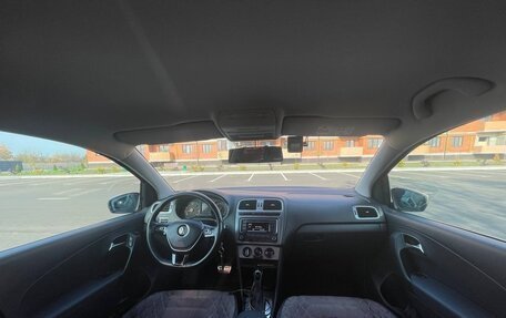 Volkswagen Polo VI (EU Market), 2017 год, 1 300 000 рублей, 33 фотография