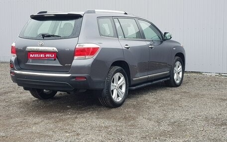 Toyota Highlander III, 2011 год, 2 034 000 рублей, 3 фотография