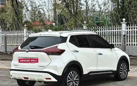 Nissan Kicks I, 2022 год, 1 830 000 рублей, 4 фотография