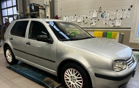 Volkswagen Golf IV, 2000 год, 388 000 рублей, 1 фотография