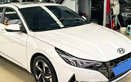 Hyundai Elantra, 2022 год, 1 730 000 рублей, 3 фотография