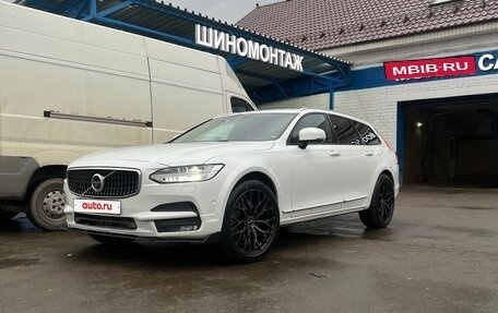 Volvo V90 Cross Country I рестайлинг, 2019 год, 3 100 000 рублей, 2 фотография