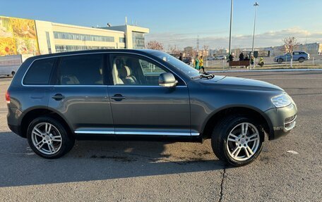 Volkswagen Touareg III, 2003 год, 620 000 рублей, 4 фотография