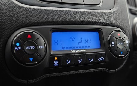 Hyundai ix35 I рестайлинг, 2014 год, 1 150 000 рублей, 13 фотография