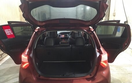 Toyota Vitz, 2018 год, 1 400 000 рублей, 8 фотография