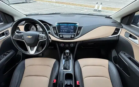 Chevrolet Cruze II, 2022 год, 1 389 000 рублей, 7 фотография