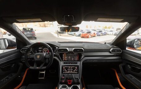 Lamborghini Urus I, 2024 год, 499 892 рублей, 22 фотография