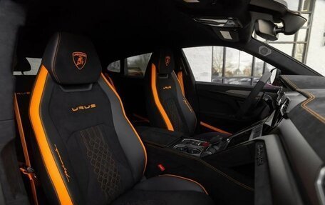 Lamborghini Urus I, 2024 год, 499 892 рублей, 28 фотография