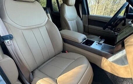 Land Rover Range Rover IV рестайлинг, 2025 год, 18 730 510 рублей, 9 фотография