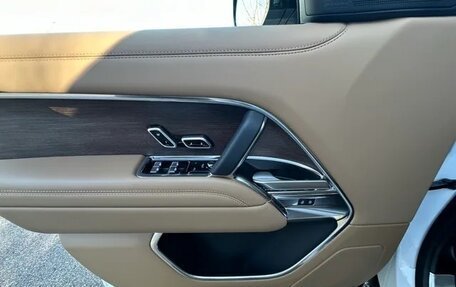 Land Rover Range Rover IV рестайлинг, 2025 год, 18 730 510 рублей, 23 фотография