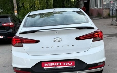 Hyundai Elantra VI рестайлинг, 2019 год, 1 490 000 рублей, 4 фотография