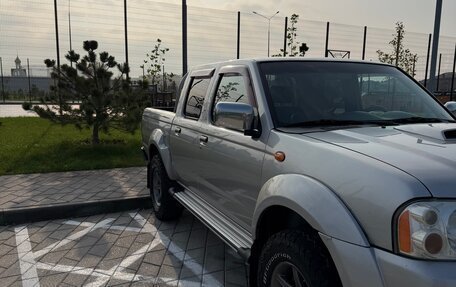 Nissan NP300, 2013 год, 1 350 000 рублей, 3 фотография