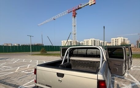 Nissan NP300, 2013 год, 1 350 000 рублей, 8 фотография