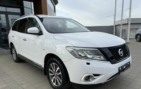Nissan Pathfinder, 2015 год, 1 650 000 рублей, 3 фотография