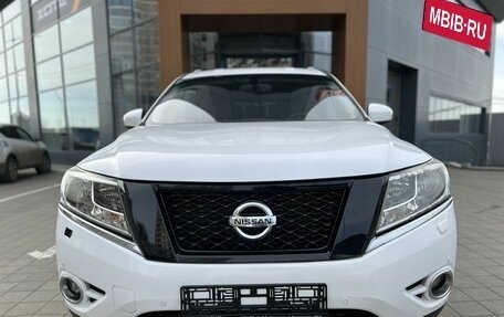 Nissan Pathfinder, 2015 год, 1 650 000 рублей, 2 фотография
