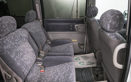 Nissan Serena II, 2000 год, 599 000 рублей, 20 фотография