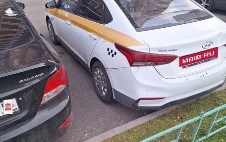 Hyundai Solaris II рестайлинг, 2017 год, 770 000 рублей, 2 фотография