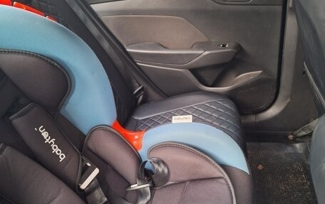 Hyundai Solaris II рестайлинг, 2017 год, 770 000 рублей, 8 фотография