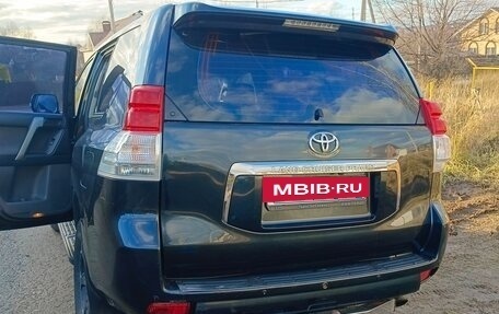 Toyota Land Cruiser Prado 150 рестайлинг 2, 2011 год, 2 200 000 рублей, 7 фотография