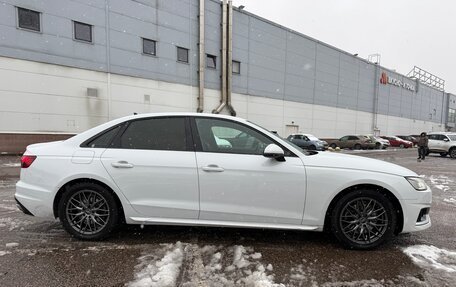 Audi A4, 2020 год, 2 900 000 рублей, 8 фотография