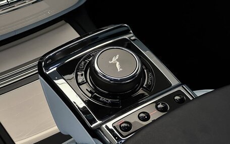 Rolls-Royce Phantom VIII, 2022 год, 65 000 000 рублей, 19 фотография