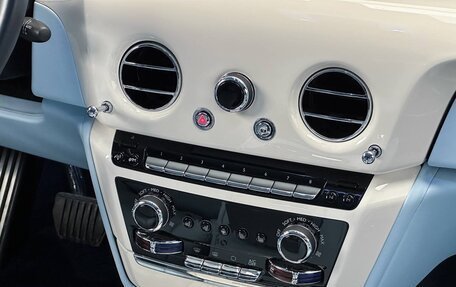 Rolls-Royce Phantom VIII, 2022 год, 65 000 000 рублей, 23 фотография