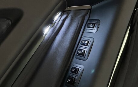 Rolls-Royce Phantom VIII, 2022 год, 65 000 000 рублей, 32 фотография