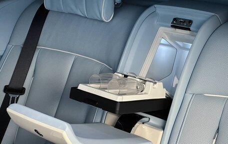 Rolls-Royce Phantom VIII, 2022 год, 65 000 000 рублей, 30 фотография