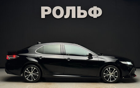 Toyota Camry, 2020 год, 3 450 000 рублей, 6 фотография