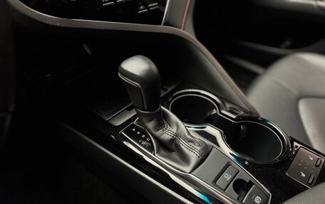 Toyota Camry, 2020 год, 3 450 000 рублей, 16 фотография