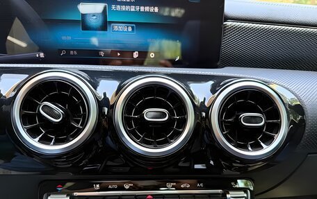 Mercedes-Benz A-Класс, 2022 год, 1 900 000 рублей, 8 фотография