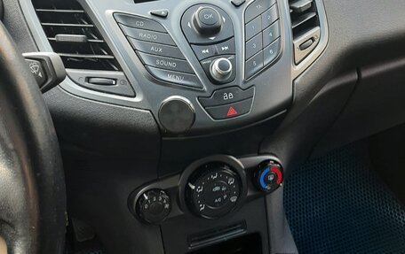 Ford Fiesta, 2013 год, 800 000 рублей, 13 фотография